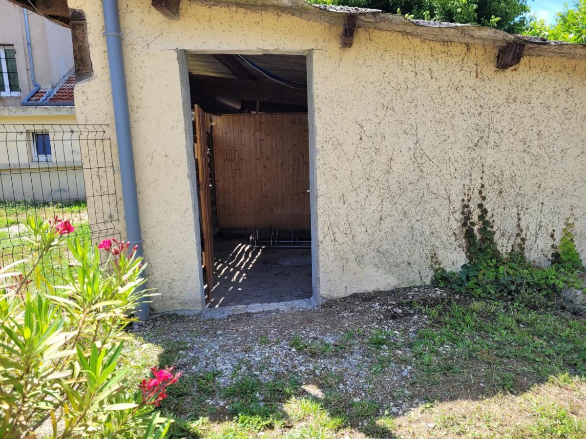 Chambres D'Hotes Le Cedre Bleu Saint-Lattier Exteriér fotografie